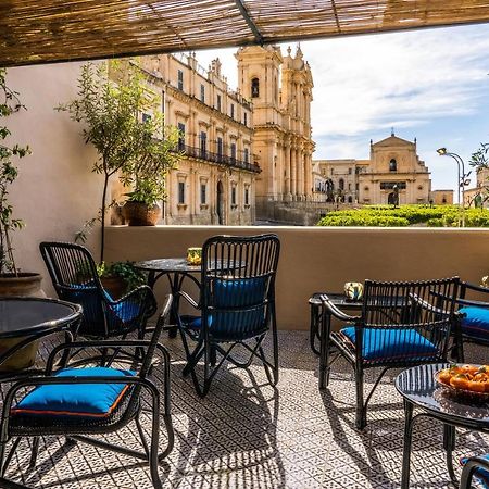 Q92 Noto Hotell Exteriör bild